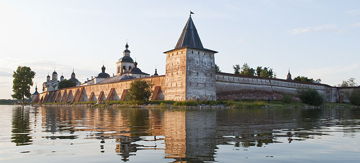 Монастыри России